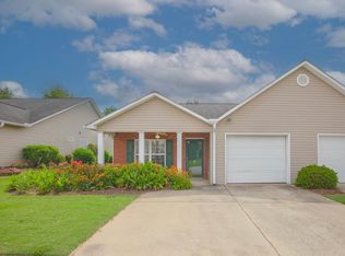8 Magnolia Crest Dr, Simpsonville, SC 29681