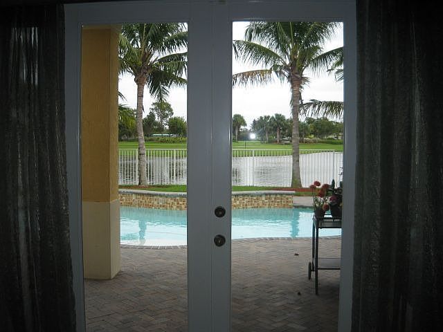 LIVING ROOM VIEW