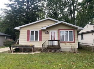 331 W Mount Morris St, Mount Morris, MI 48458