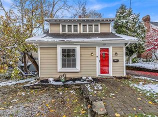 117 Cleveland St, Chagrin Falls, OH 44022