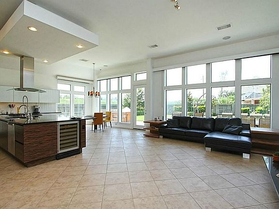 5th image of 8834 Stowe Creek Ln