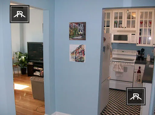 2 bed, 1.0 bath, 681 sqft, $3,200 — Photo 2