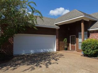 228 Jacks Pl, Brandon, MS 39047