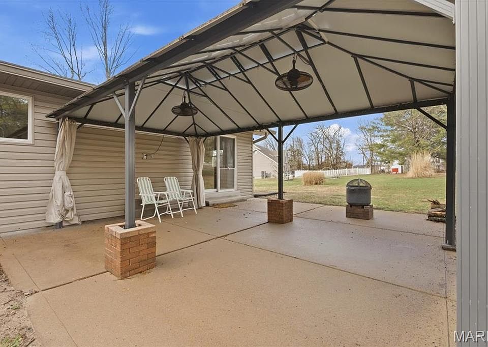 61st image of this home