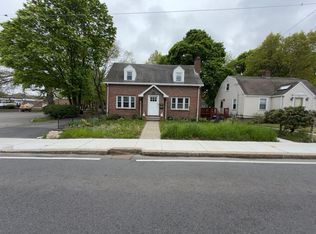 16 Water St, Quincy, MA 02169