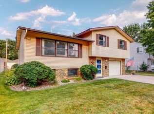 1524 8 1/2 Ave SE, Rochester, MN 55904