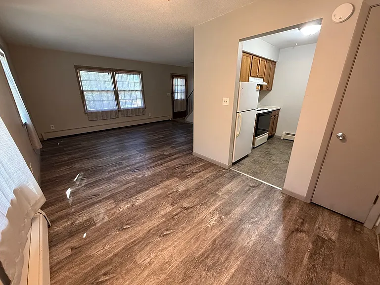 3411-3427 Elm Dr — Photo 12
