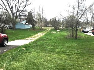 24731 W Rollins Rd, Round Lake, IL 60073