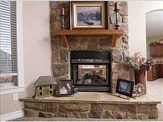 4th image of 4212 Waterford Dr