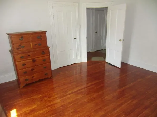 16 Spring Hill Ter, Somerville, MA 02143