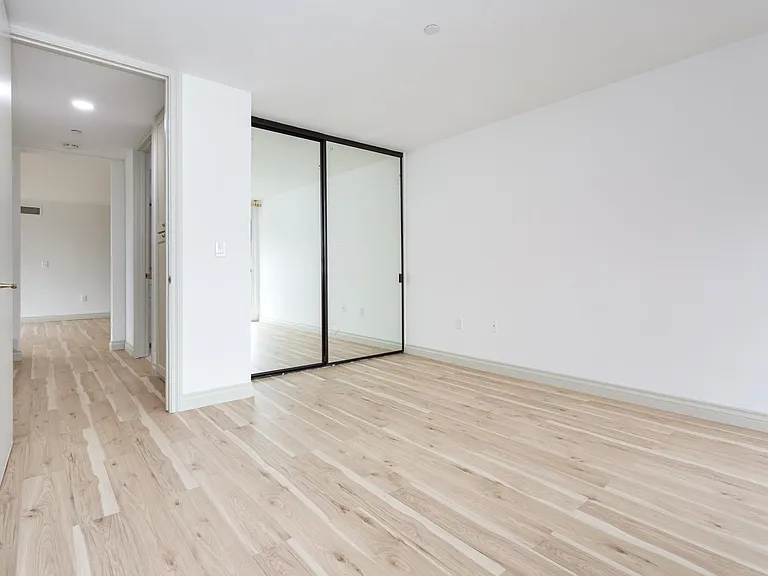 4082 Albatross St #11 — Photo 13