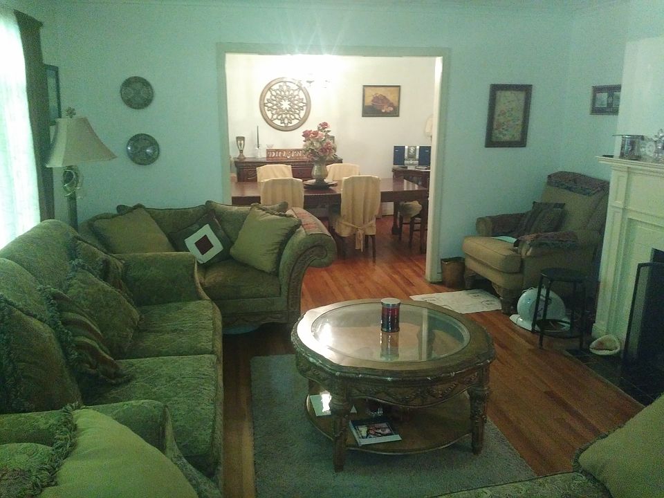 Formal living room