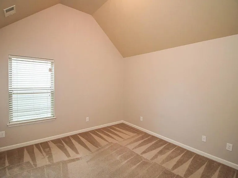 458 Lory Ln — Photo 29