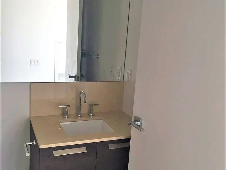 42 Charles St E #3502 — Photo 4