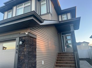 846 Labine Cres #B, Saskatoon, SK S7L6N5