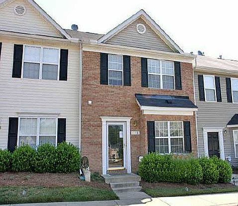 1st image of 105 Baberton Dr #105