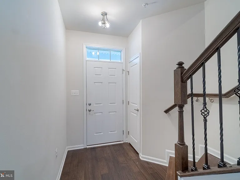 6573 Autumn Olive Dr — Photo 3