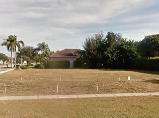 604 Hernando Dr, Marco Island, FL 34145
