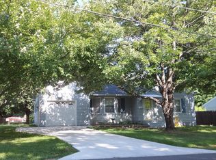 2304 S McCann Ave, Springfield, MO 65804