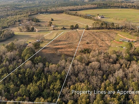 2nd image of 2363 County Road 40 Rd W