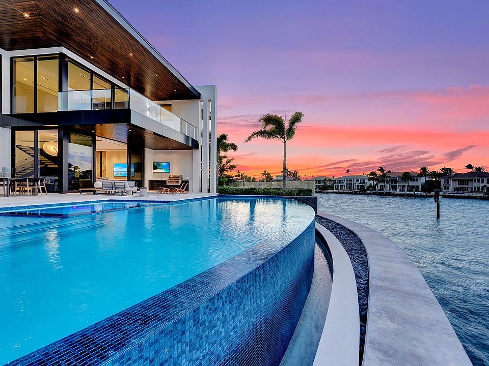 1st image of 829 Orchid Drive