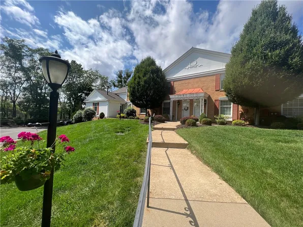 1825 Foxcroft Ln APT 401, Allison Park, PA 15101