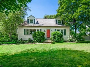 10 Park Ave, Mendham, NJ 07945