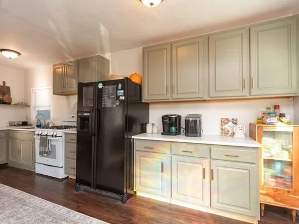 39 Evergreen Rd, Norton, MA 02766