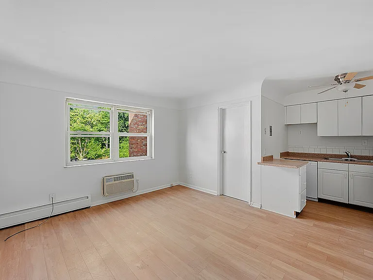 6469 Montgomery Rd #7 — Photo 6