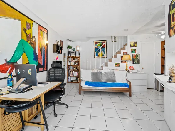 230 Sunrise Drive #10, Key Biscayne, FL 33149