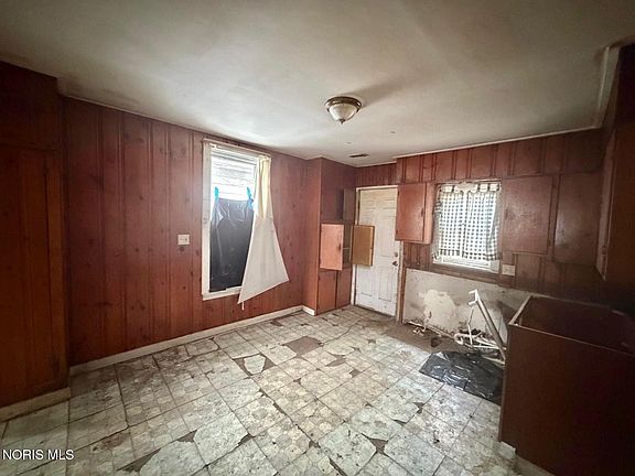 5th image of 238 Palmer St