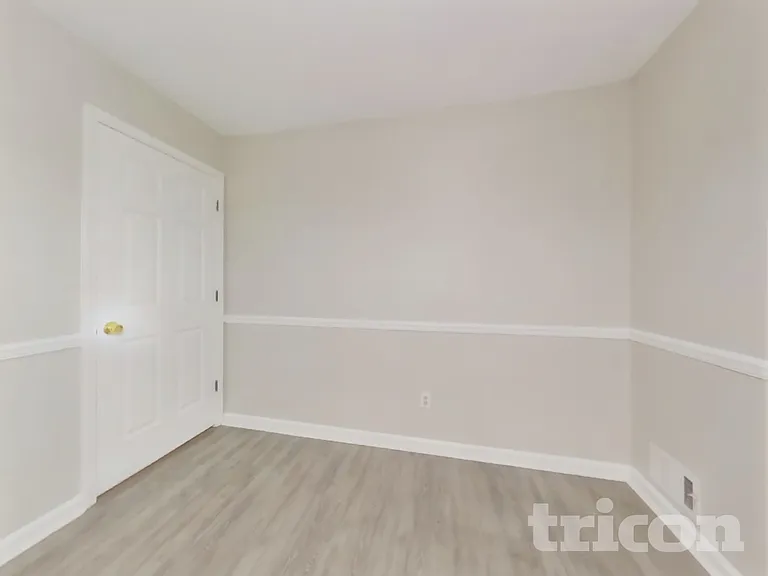 85 Elizabeth Pl — Photo 4