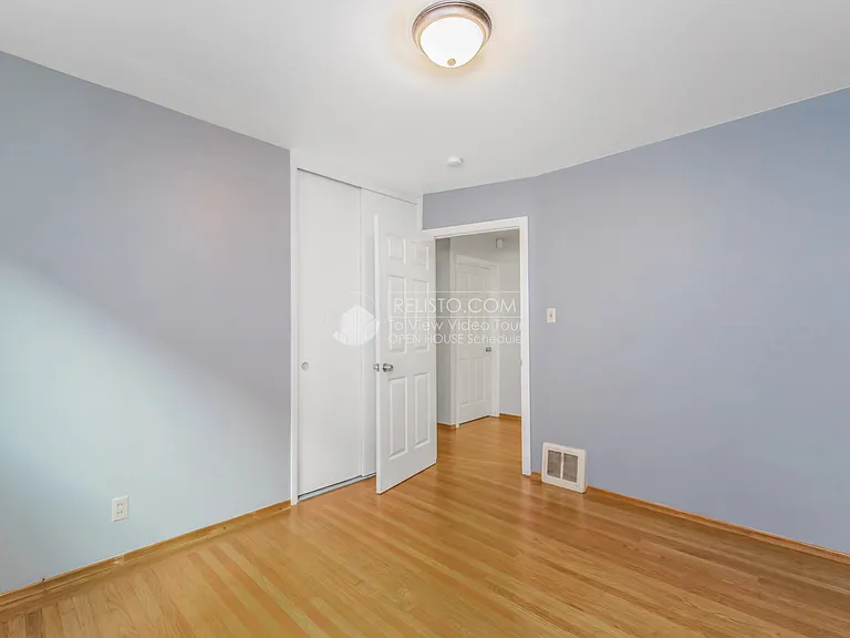 37 Crestmont Dr — Photo 13