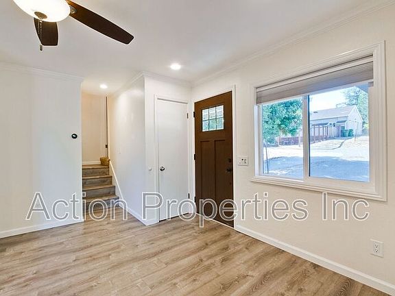 3rd image of 24360 Loma Prieta Ave #1/2