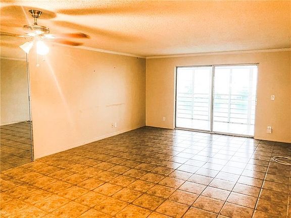 3rd image of 101 SE 3rd Ave #1-608-1