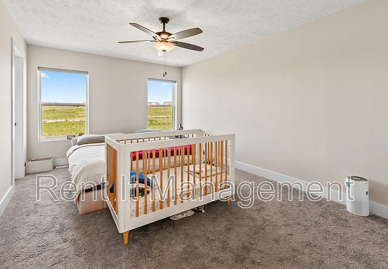 6910 Stony Point Dr — Photo 23