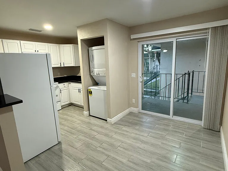 2800 E 113th Ave #212 — Photo 3