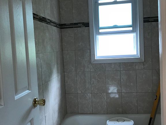 New Bathroom with tub