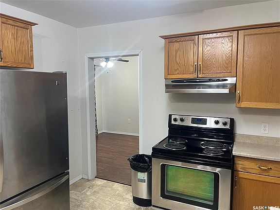 4th image of 530 5th STREET NE