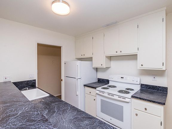 5th image of 350 Vernon St APT 101