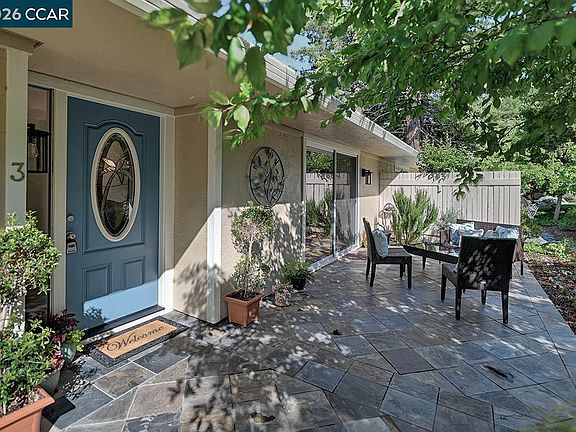5th image of 2709 Ptarmigan Dr APT 3
