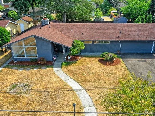 2313 N 172nd Street, Shoreline, WA 98133