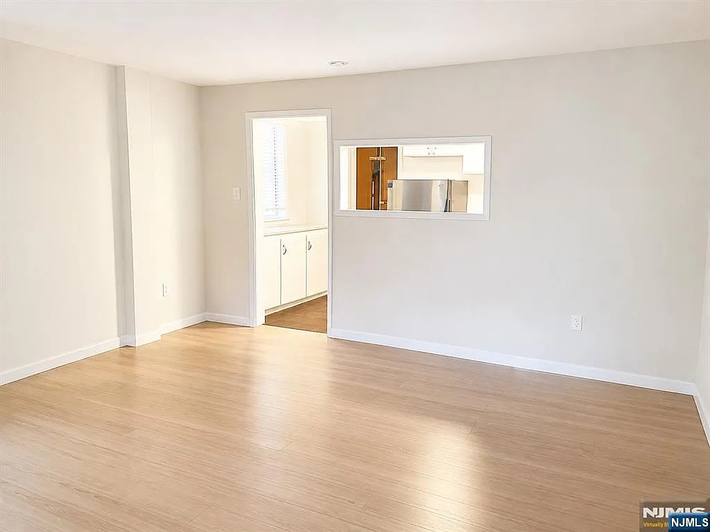 2 bed, 1.0 bath, $2,200 — Photo 1