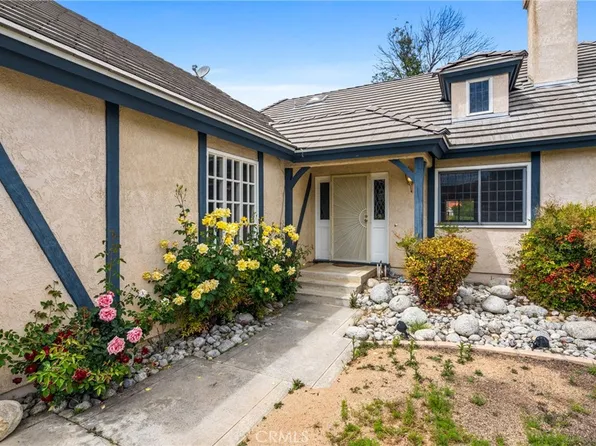 30882 Burning Tree Dr, Canyon Lake, CA 92587