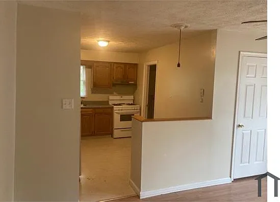 382 Keever Ave — Photo 11