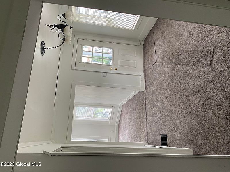 2nd image of 15 Bloomingdale Avenue
