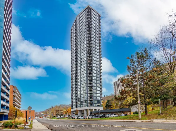 150 Charlton Ave E #2604, Hamilton, ON L8N 3X3