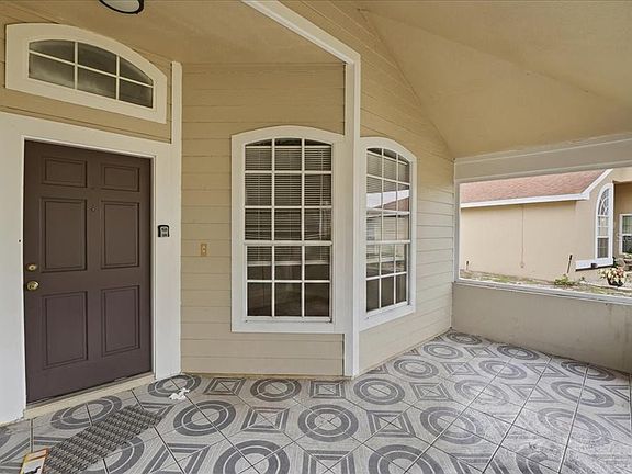 4th image of 8742 Fort Shea Ave