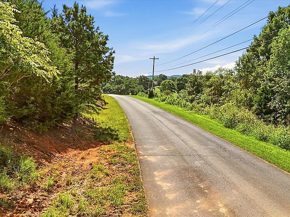 3rd image of LOT 1 Holston River Dr