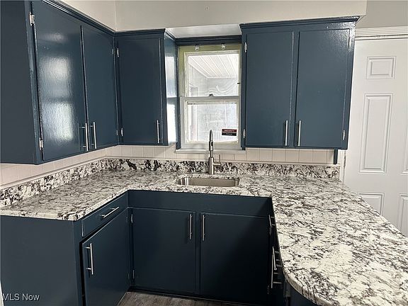 4th image of 16413 Biltmore Ave